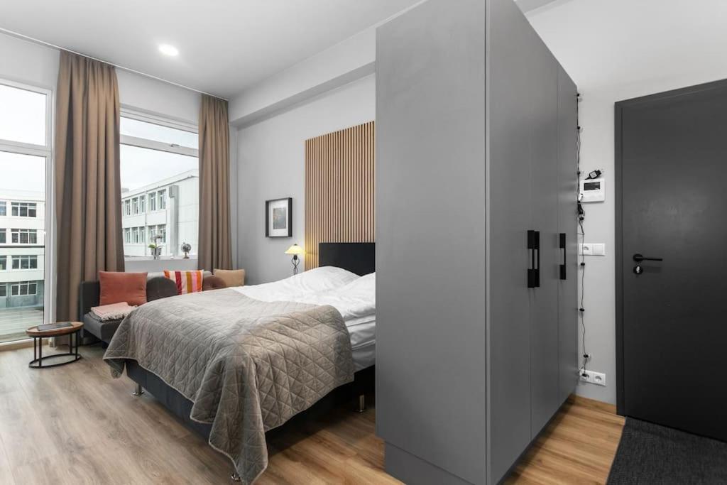 Charming Studio Apartment Рейкьявик Экстерьер фото