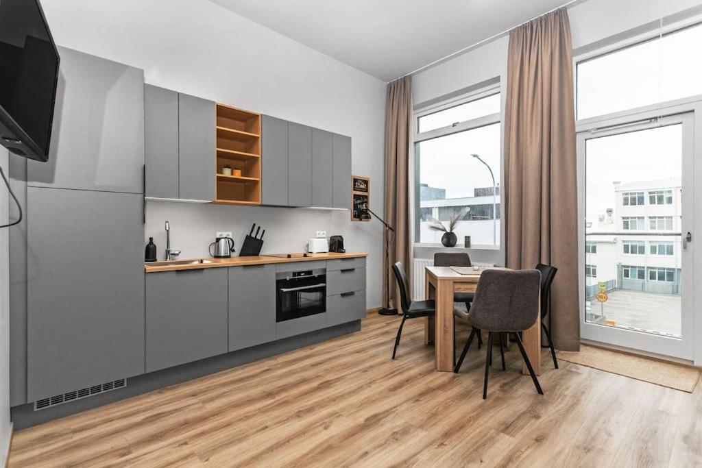Charming Studio Apartment Рейкьявик Экстерьер фото